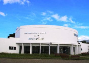 VÍDEOS – CAOS NA EDUCAÇÃO EM LINHARES – “resultado do IDEB rasgou o véu da hipocrisia na educação do município” afirma Jelber Rigato