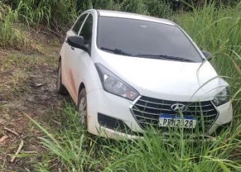 HB20 roubado no Planalto, em Linhares, é encontrado em canavial