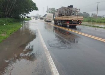 Veja com estão as condições de tráfego nas Rodovias Federais do ES. No KM 162, em Bebedouro, trânsito liberado.