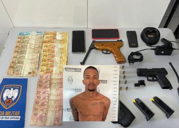 Polícia Militar em Linhares prende homem com mandado de prisão em aberto por roubo