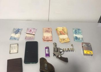 Homem é flagrado com arma de fogo no Pontal do Ipiranga