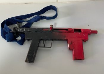 Polícia Militar apreende submetralhadora em Baixo Quartel