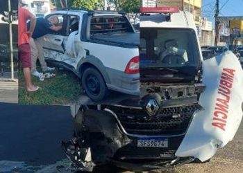 VÍDEO – Colisão entre ambulância e Fiat Strada deixa duas pessoas feridas