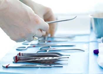 Mãe de recém-nascido que teve o braço deslocado durante parto, em hospital de Linhares, deve ser indenizada