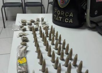 Força Tática apreende cocaína e maconha no bairro Araçá, em Linhares