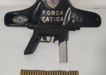 Adolescente de 14 anos, suspeito de participar de confrontos armados, entre grupos rivais no Santa Cruz e Jocafe, é apreendido Pela Força Tática