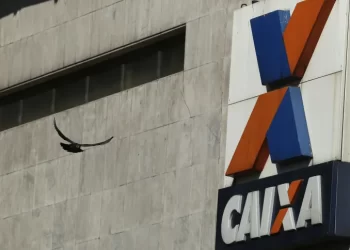 Planalto manda Caixa Econômica suspender cobrança de Pix para pessoa jurídica