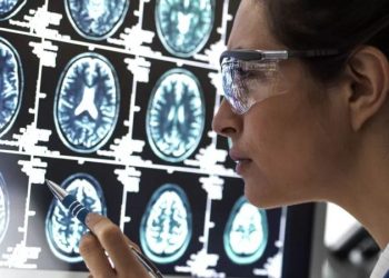 Alzheimer – Novo remédio ‘interrompe’ evolução da doença