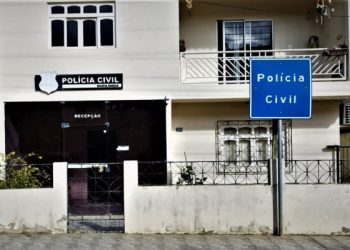 PCES prende mulher investigada por aplicar golpes na mãe e na tia em Marilândia