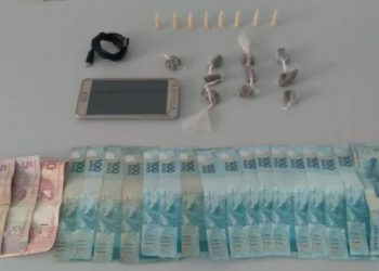 Homem é preso em flagrante, com drogas no bairro Santa Cruz, e tenta subornar policial