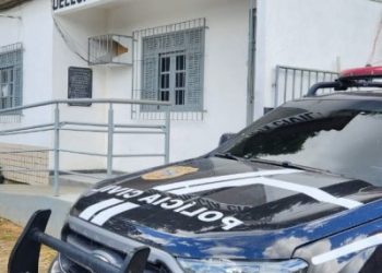 Mulher com 16 registros de prisão por furto ou roubo é presa mais uma vez, em João Neiva, suspeita de cometer o mesmo crime mais uma vez