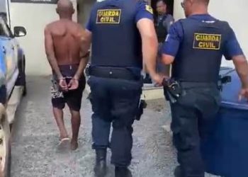 Agentes da Guarda Civil de Linhares agem rápido e prendem suspeito de arrombar e furtar Conselho Tutelar