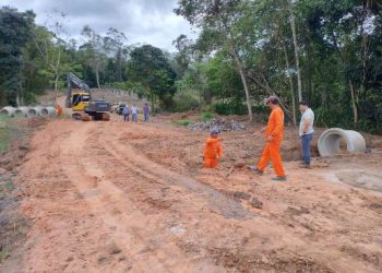 DER-ES executa obra que beneficia Boa Esperança, Nova Venécia e Pinheiros