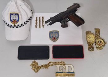 Polícia Militar de Trânsito, em Linhares, apreende arma de fogo, munições e leva dois para a delegacia