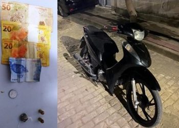 Adolescente de 15 anos de idade é flagrado empurrando motocicleta com restrição de furto/roubo, em Linhares
