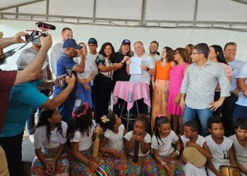 Governo do Estado entrega reforma de hospital e anuncia revitalização do Sítio Histórico de São Mateus