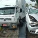 Colisão entre Caminhão e Fiat Pálio deixa 4 vítimas, entre elas um bebê de 3 meses