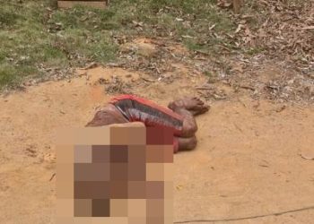 Mulher encontra corpo do esposo, que foi morto a pauladas e facadas, no Córrego Bananalzinho, interior de Rio Bananal