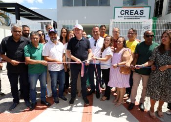 Governador inaugura Creas e autoriza obras de infraestrutura em Montanha