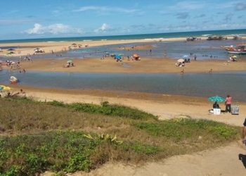 Banhistas de Urussuquara reclamam da ausência de guarda-vidas na praia