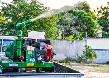 Carro fumacê irá fortalecer ações de combate à dengue em 6 localidade de Linhares.