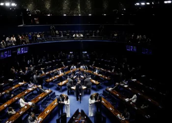 Senado aprova texto-base de projeto que prevê o fim da “saidinha” de presos em feriados