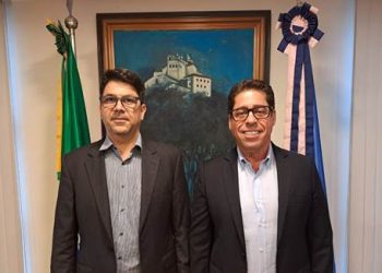 Marcelo Santos inscreve Davi Diniz para vaga no Tribunal de Contas com assinatura de 25 deputados