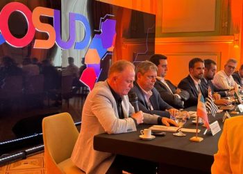 Governadores discutem maior integração das forças de segurança no combate à violência