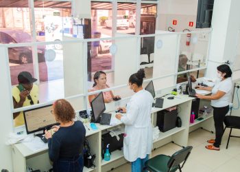 Funcionando aos sábados