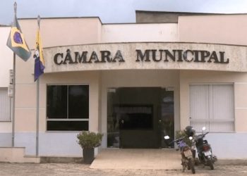 Vereador de cidade do Norte do ES é preso por porte ilegal de arma restrita em MG