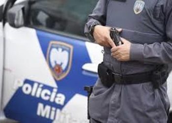 Suspeito é preso por porte ilegal de arma de fogo no bairro Interlagos