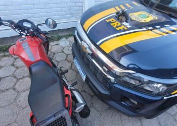 PRF Prende Homem Armado em Moto Clonada em São Mateus