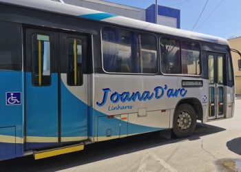 VÍDEO – Moradores de Bebedouro, em Linhares, reclamam de Problemas no Transporte Público