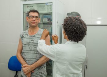 Vacinas da gripe, pólio e dengue continuam disponíveis em todas as 35 unidades básicas de saúde em Linhares