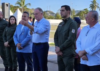 Governo entrega 42 novas viaturas para a Polícia Penal