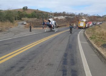 Acidente na BR-259 deixa 2 feridos e resulta na morte de criança de 5 anos