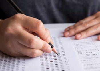 Espírito Santo abre concurso com mais de mil vagas e salários de até R$ 7,2 mil