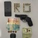 Polícia Militar prende jovem de 18 anos com arma e munições em Sooretama