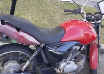 Motocicleta é furtada no Córrego do Cedro, zona rural de Rio Bananal