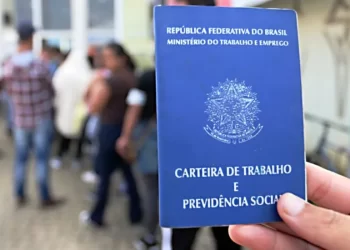 Sindimol realiza 2ª edição do Mutirão de Empregos com dezenas de vagas no setor moveleiro