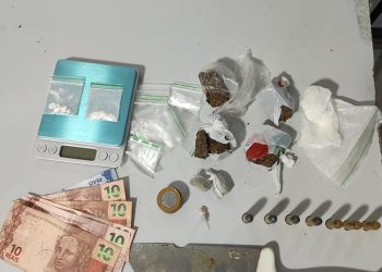 Polícia Militar apreende drogas e armas em bar no bairro Aviso, em Linhares