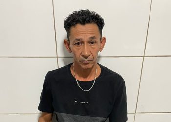 Polícia Militar de Linhares prende traficante em flagrante no bairro Canivete