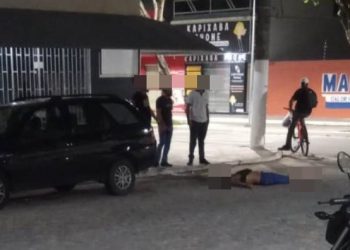 Vídeo – Homem é morto a facadas em via pública no bairro Interlagos, em Linhares
