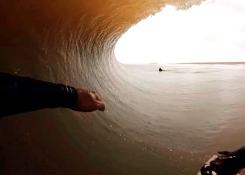 Linhares é a primeira cidade do mundo a reconhecer ondas do mar como seres vivos