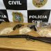 De carabina a pistola, polícia apreende armas, munições e 8 mil reais