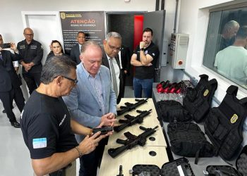 Governo do Estado entrega viaturas e estrutura de treinamento para reforçar a PCES