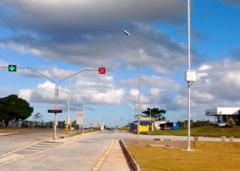 Balanças para pesagem de veículos continuam desativadas na BR-101 em Linhares