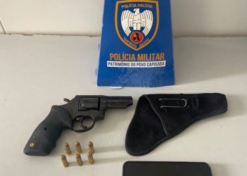 Menino de 14 anos é apreendido em Linhares, confessa participação em homicídio e aponta onde havia escondido revólver e crack