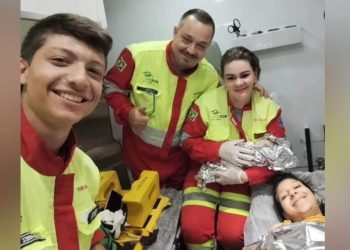 Mulher dá à luz dentro de ambulância na BR 101 em Sooretama