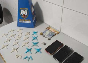 VÍDEO – Polícia Militar de Linhares apreende drogas e detém 6 suspeitos em ação no Bairro Santa Cruz